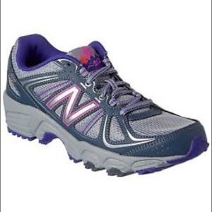 New Balance women’s athletic shoes